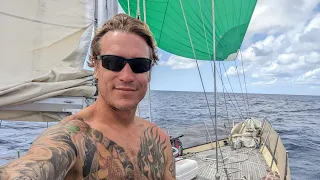 LIVE Spinnaker Sailing In The Tropics!!