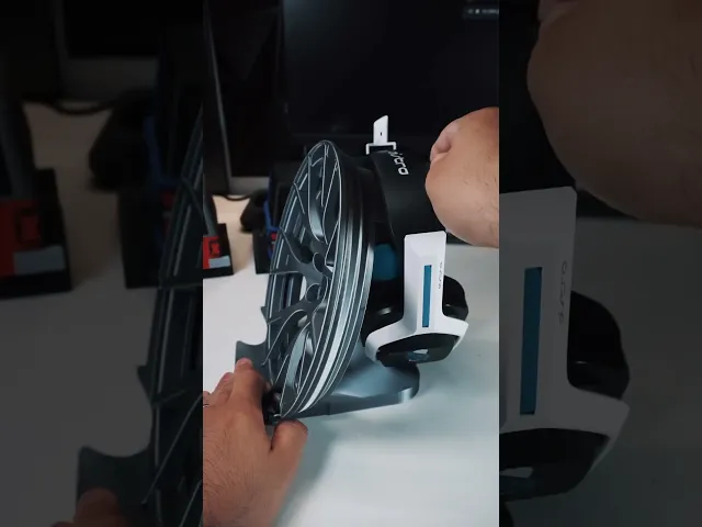 Hellcat Wheel Headset and Controller Stand video thumbnail