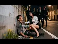 Download Lagu 美女總裁救下路邊髒兮兮的窮小夥，沒想到小伙子竟是傳說中的戰神殿主！從此為女總裁擺平黑白兩道一切麻煩助她登頂首富寶座，女總裁徹底被征服要給他生8個兒#捡个乞丐是战神