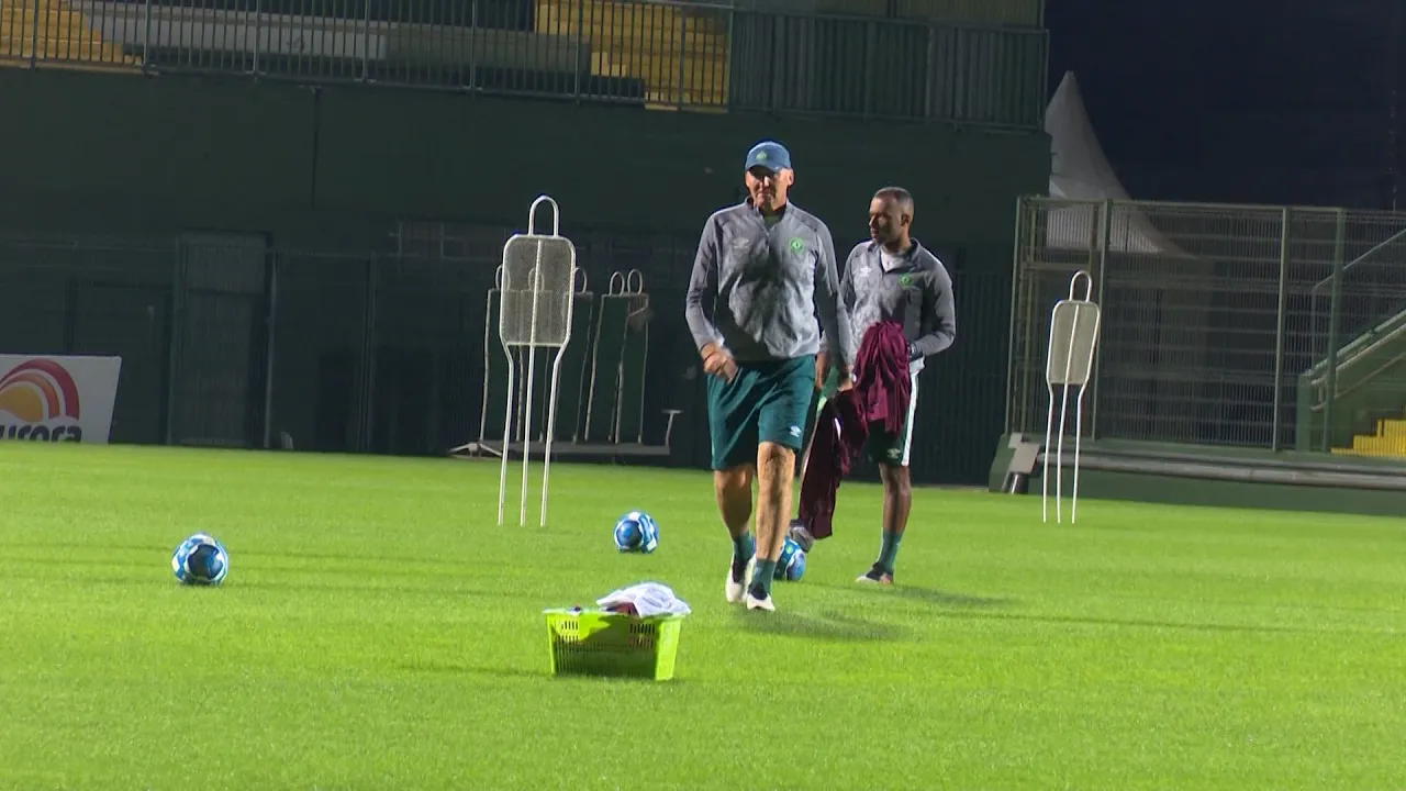 Dal Pozzo busca força da Arena Condá em reestreia pela Chapecoense