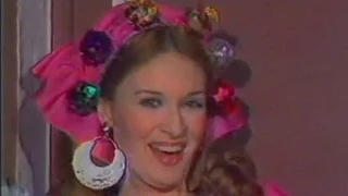 فوازير نيللي الخاطبة تتر البداية 