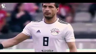 انت مين انت اللى فى منك فى الكون كتير دندنها