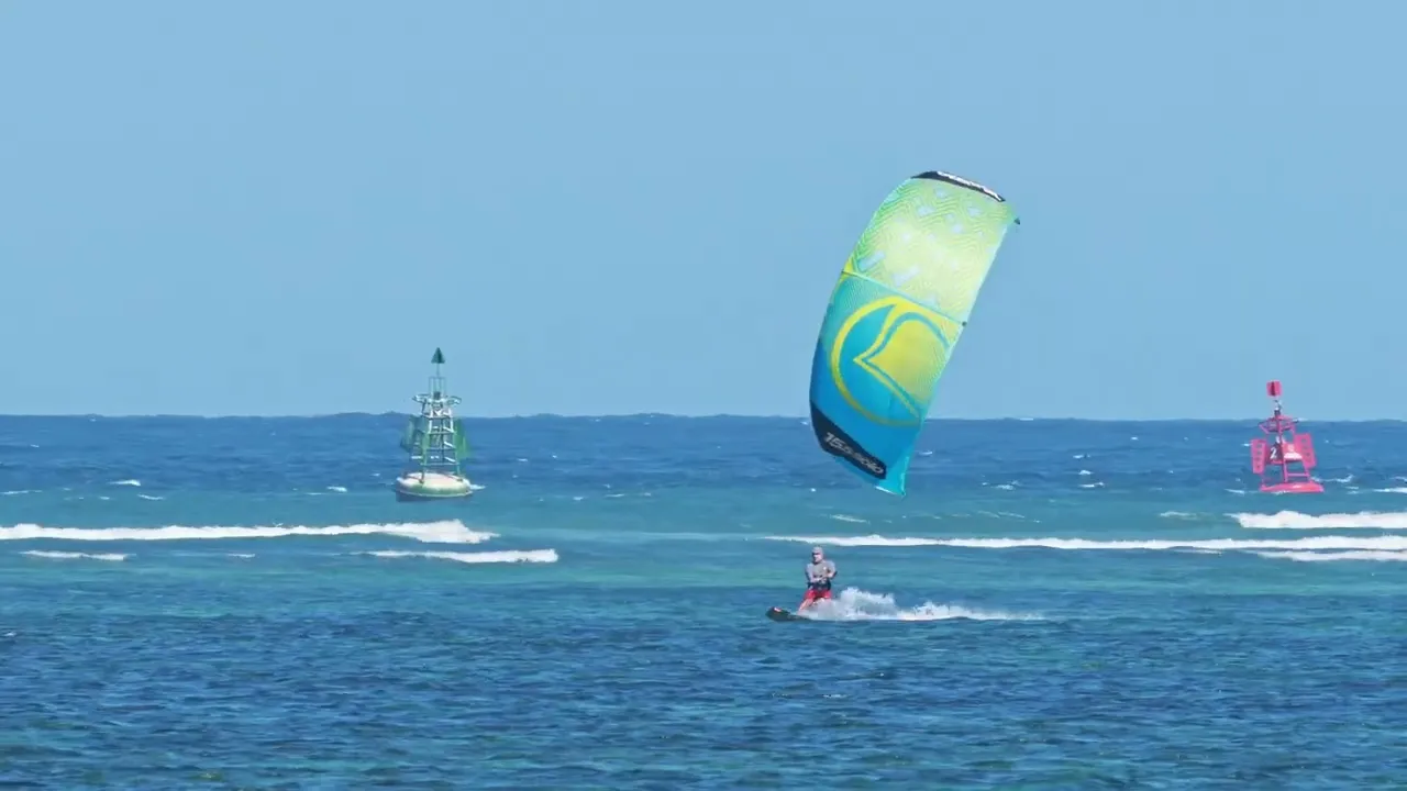 Bali Sanur Kitesurfing