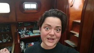 Только не смейтесь! Устраняем фонтан из раковины! 😂😆😂