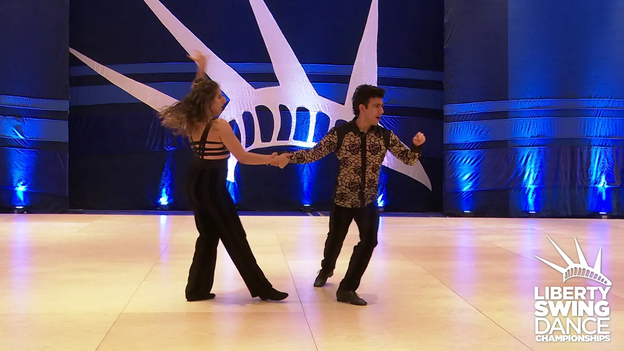 Liberty Swing 2019 Rising Star Jason Abner & Nicole Zwerlein