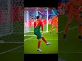 Download Lagu Cristiano's amazing shoulder passes 🥶 🐐#shots #ronaldo #pass #football #cr7 #edit