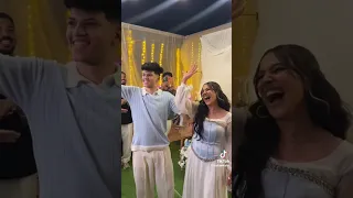 الناس كلها حباني        دندنها