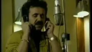 اجراي آهنگ معين كه همه باهاش خاطره دارن معين ننه لاس وگاس كنسرت خاطره موسيقى 