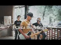 Download Lagu IKSAN SKUTER - CINTA ITU ADALAH (LIVE SESSION DW COFFEE MALANG)