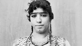 شفيقه القبطية ثراء فاحش انتهى لتسول وكانت تسقى خيولها الشمبانيا الوجه الآخر 