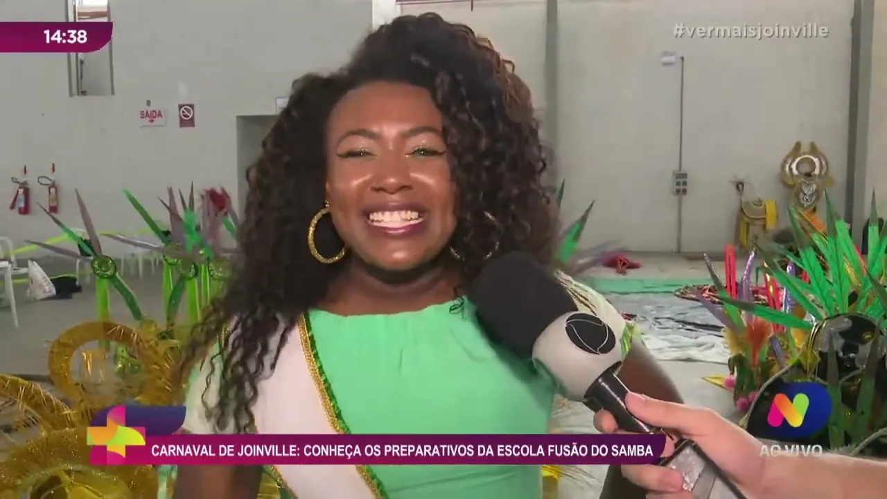 Carnaval de Joinville: conheça os preparativos da Escola Fusão do Samba