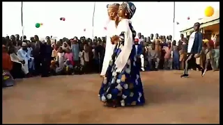 kalli wata rawar fitsara a gurin wadannan yan matan