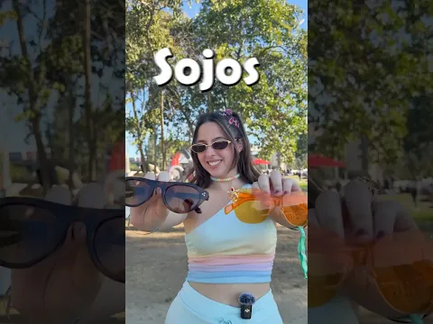 Chilling in my Sojos sunnies 😎