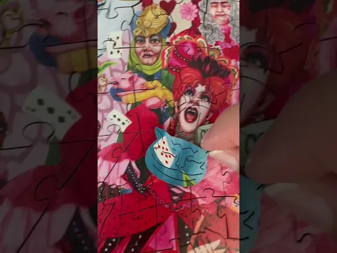 Who are you? It’s out of the book with Alice in wonderland. #cheshirecat #blue #jigsawpuzzle