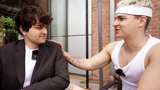 PSY vs KOTY jako LUDZIE