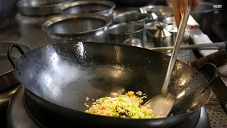  53 high end fried rice wok skills of master chef in hong kong