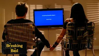 jesse and jane hold hands negro y azul breaking bad