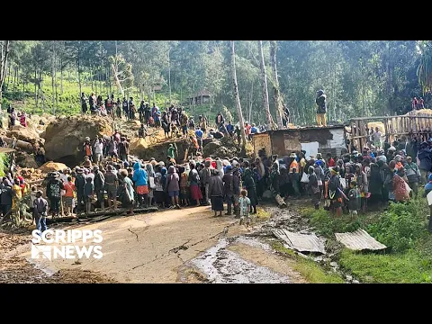 Download MP3 Papua New Guinea landslide buries at least 2,000 people