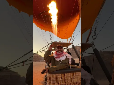 ركبت المنطاد لأول مرة في حياتي في الأردن
