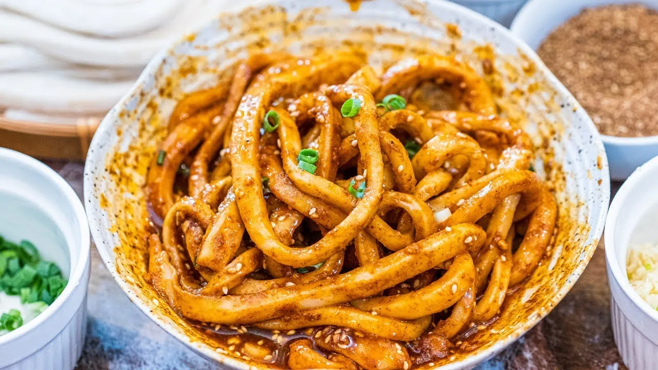 Sichuan Spicy Udon Noodles Tianshui Mian Recipe ()