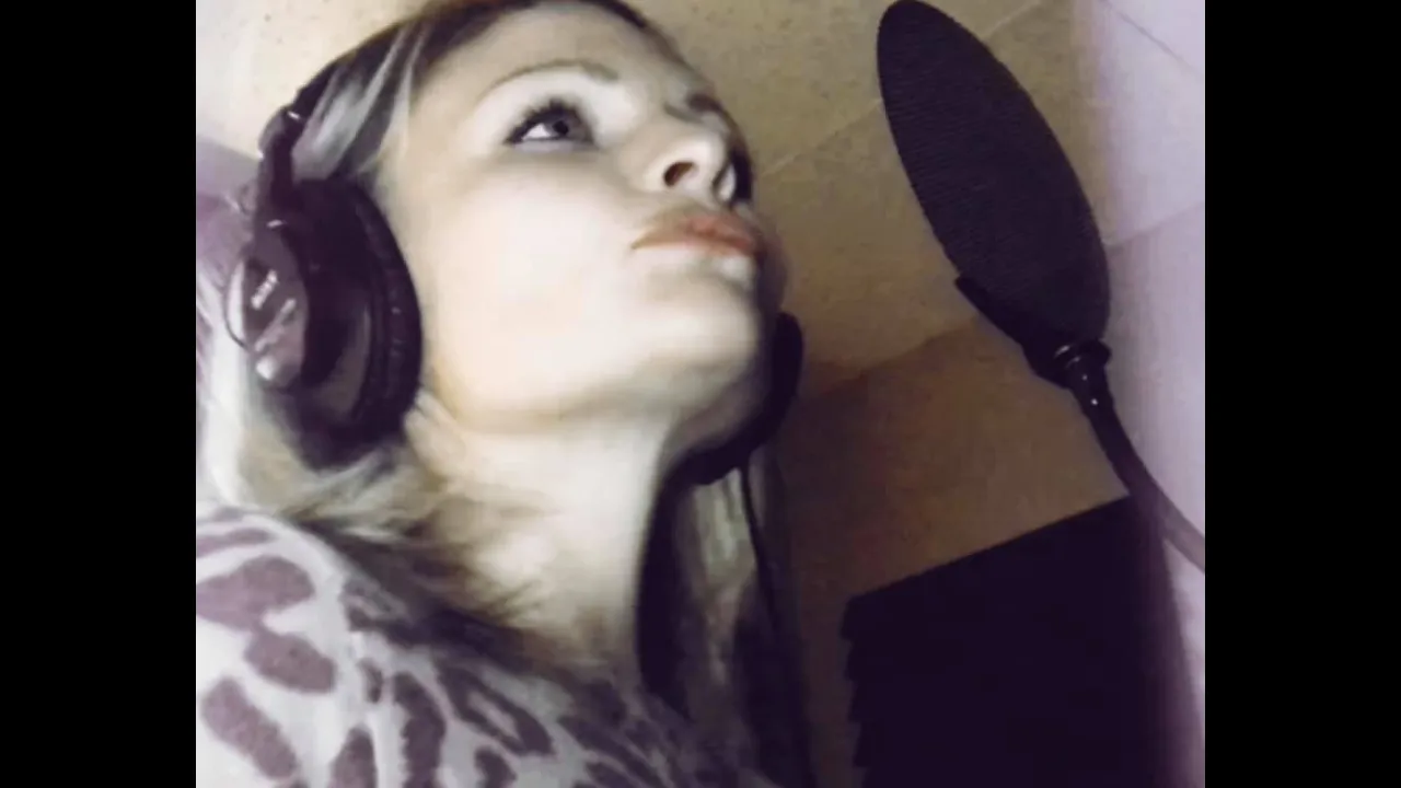 He's A Tramp - Erin Boheme (Peggy Lee Cover) #PeggyLee100 He's A Tramp - Erin Boheme (Peggy Lee Cover) #PeggyLee100