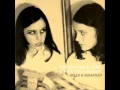 Download Lagu Belle and Sebastian - Waiting for the moon to rise