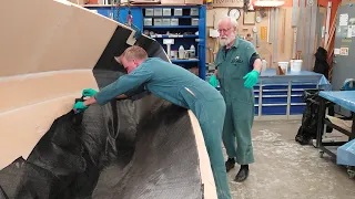 Lamination of the inside of the hull