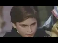 A Very Happy Ending extract with Joaquin Phoenix 12 years old and a mini Mercedes 500SL