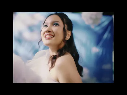 Video Thumbnail: Rara Sudirman - Apa Salahnya (Official Music Video)