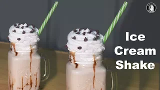 how to make banana milkshake within 2 minutes/banana milkshake/milk bananashake recipe bangla. 