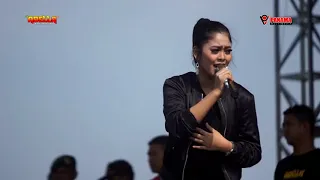 Download AKU TAKUT - UTAMI DEWI FORTUNA || ADELLA LIVE WARYONG MP3