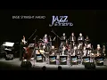 BASIE STRAIGHT AHEAD (COUNT BASIE)