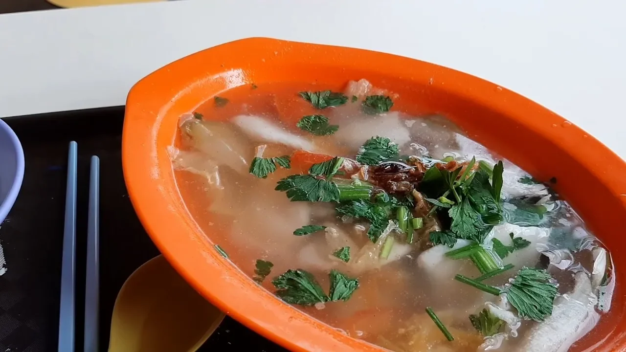 Geylang East Central Food Corner. Ng Soon Kee Fish & Duck Porridge, Aik Kee Haslet Soup, Ming Yun