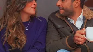 في واحده لما تقابلها دندنها