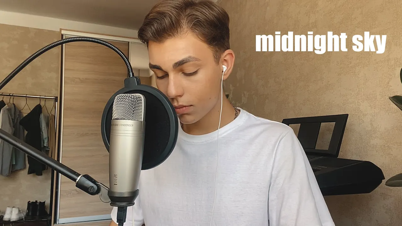 Miley Cyrus - Midnight Sky (Acoustic Cover)