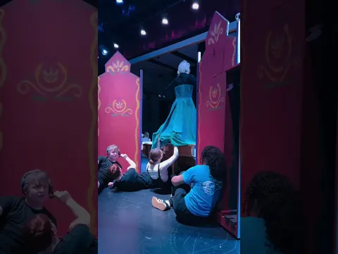 This is how actors clothes are changed in seconds