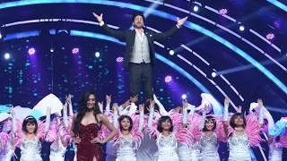Watch SRK Jabra Entry At Fbb Femina Miss India 2016 