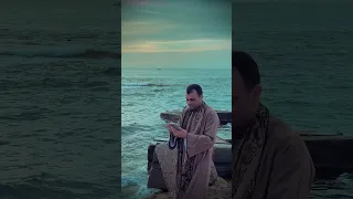 احمد عادل عيون القلب سهرانه مبتنامشي 