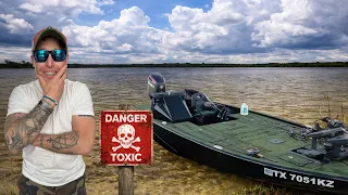 Fishing Floridas Most SECRET Lake - Massive Fish Kill