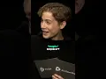 Lagu Jacob Tremblay en Gaten Matarazzo zijn Star Wars-nerds 🤣