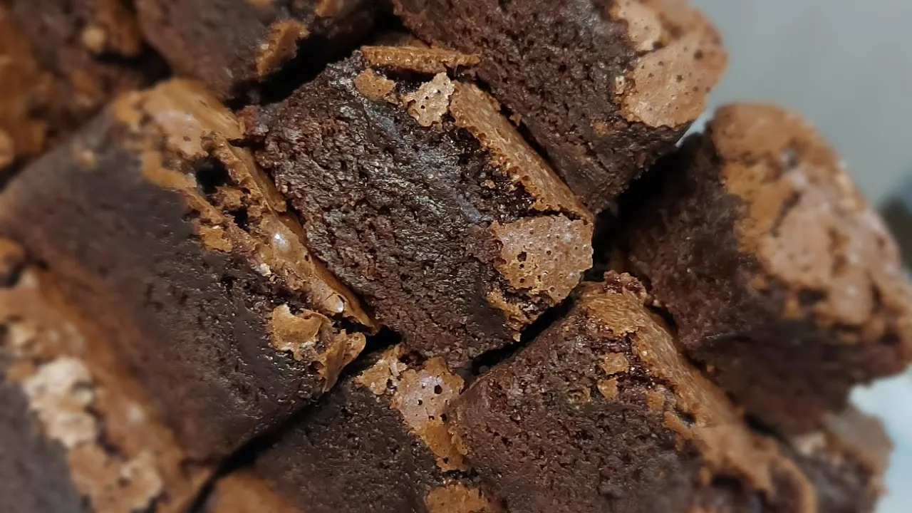 MINHA RECEITA DE BROWNIE PERFEITA🍫 #BROWNIE #CONFEITARIA #CHOCOLATELOVER @TAINACAKES5705