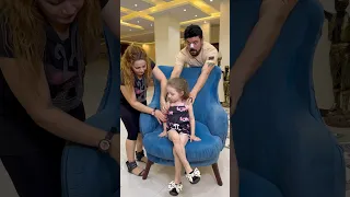 دخول الملكة على مكانها 