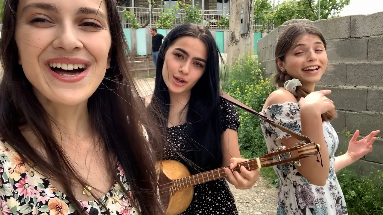 Trio Mandili - Kikile Trio Mandili - Kikile
