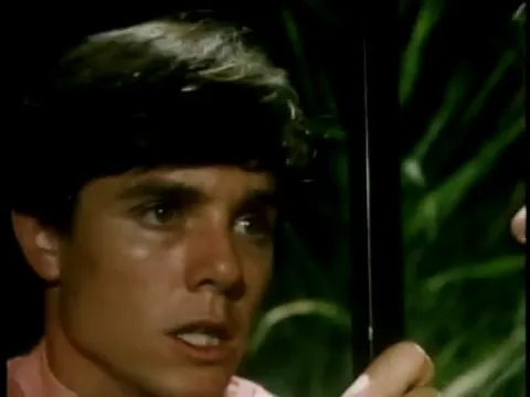 HITCHER IN THE DARK - trailer