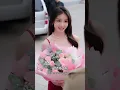 她一直以為三年婚姻只是交易，兩人針鋒相對誰也不肯低頭，最後幹脆離婚！誰知離婚後男人反而越纏越緊明爭暗搶逼她復婚，直到他紅著眼說出秘密，她才知道當年聯姻根本不是巧合—他早已暗戀她十幾年，娶她是蓄謀已久！