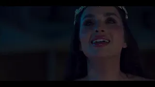 يا كاتب التاريخ ماترحم حدا  دندنها