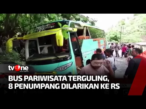Tak Kuat Menanjak, Bus Pariwisata Terguling di Tanjakan Pok Cukak