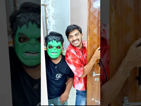 Aaine Se Avengers Nikal Rahe Hain! 😱 #rahulchopde #shorts