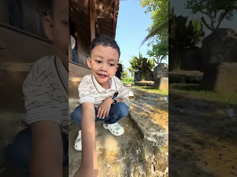 Lihat bocil-bocil berenang lanjut terapi ikan #shorts #funny #viral #adayinmylife
