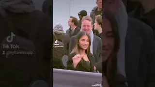 اغنية لا بالسند ولا بالهند انتونيلا دندنها
